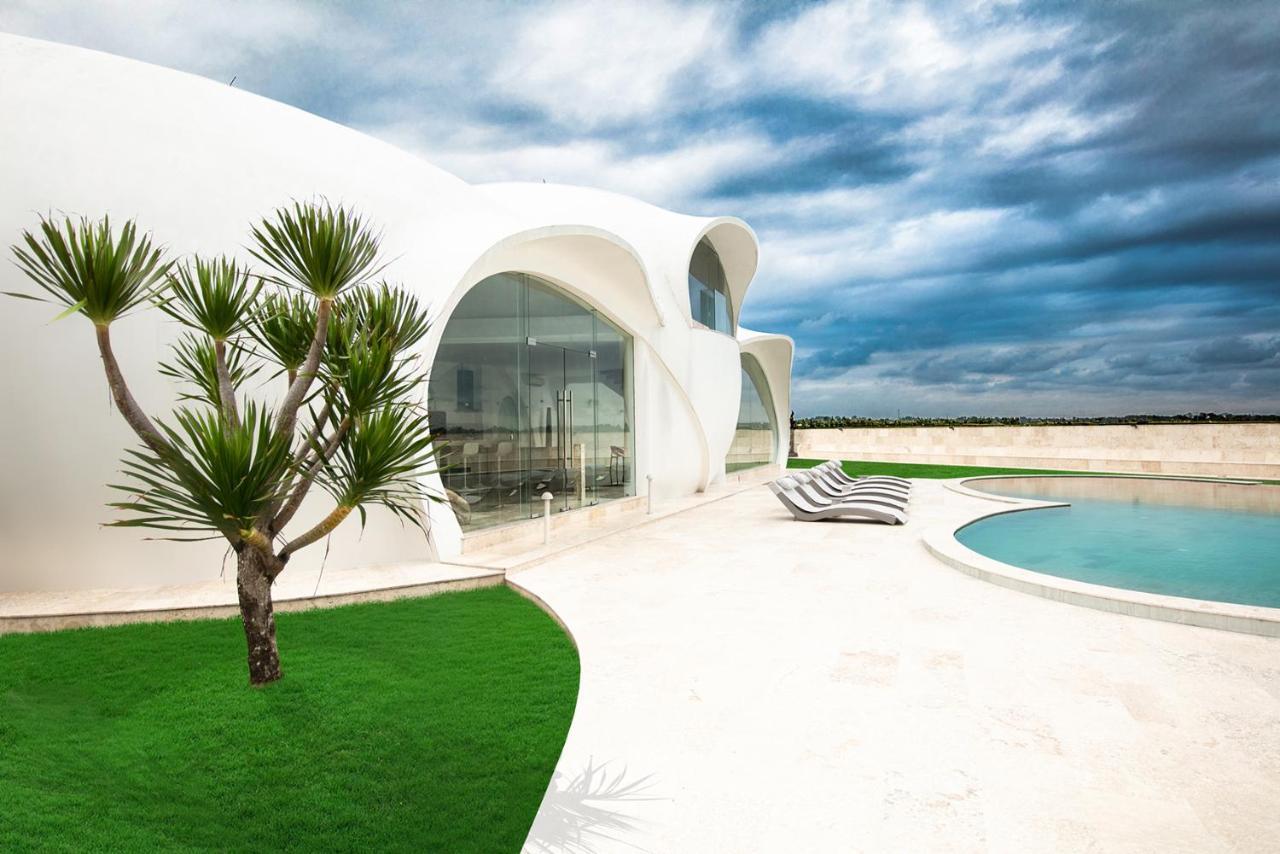 The Cloud Beachfront Villa Tabanan ภายนอก รูปภาพ