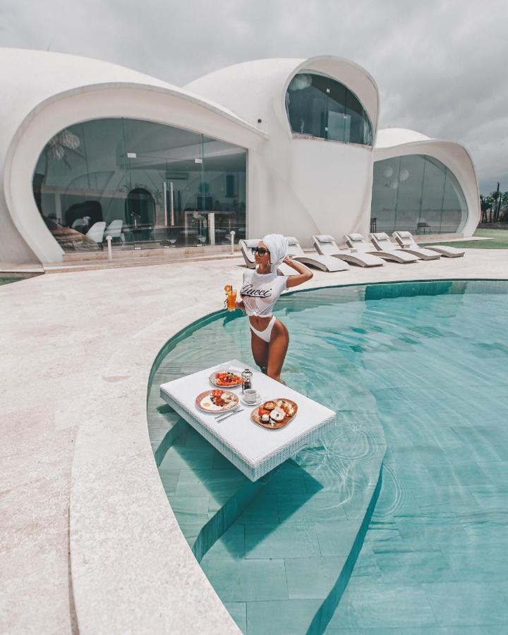 The Cloud Beachfront Villa Tabanan ภายนอก รูปภาพ