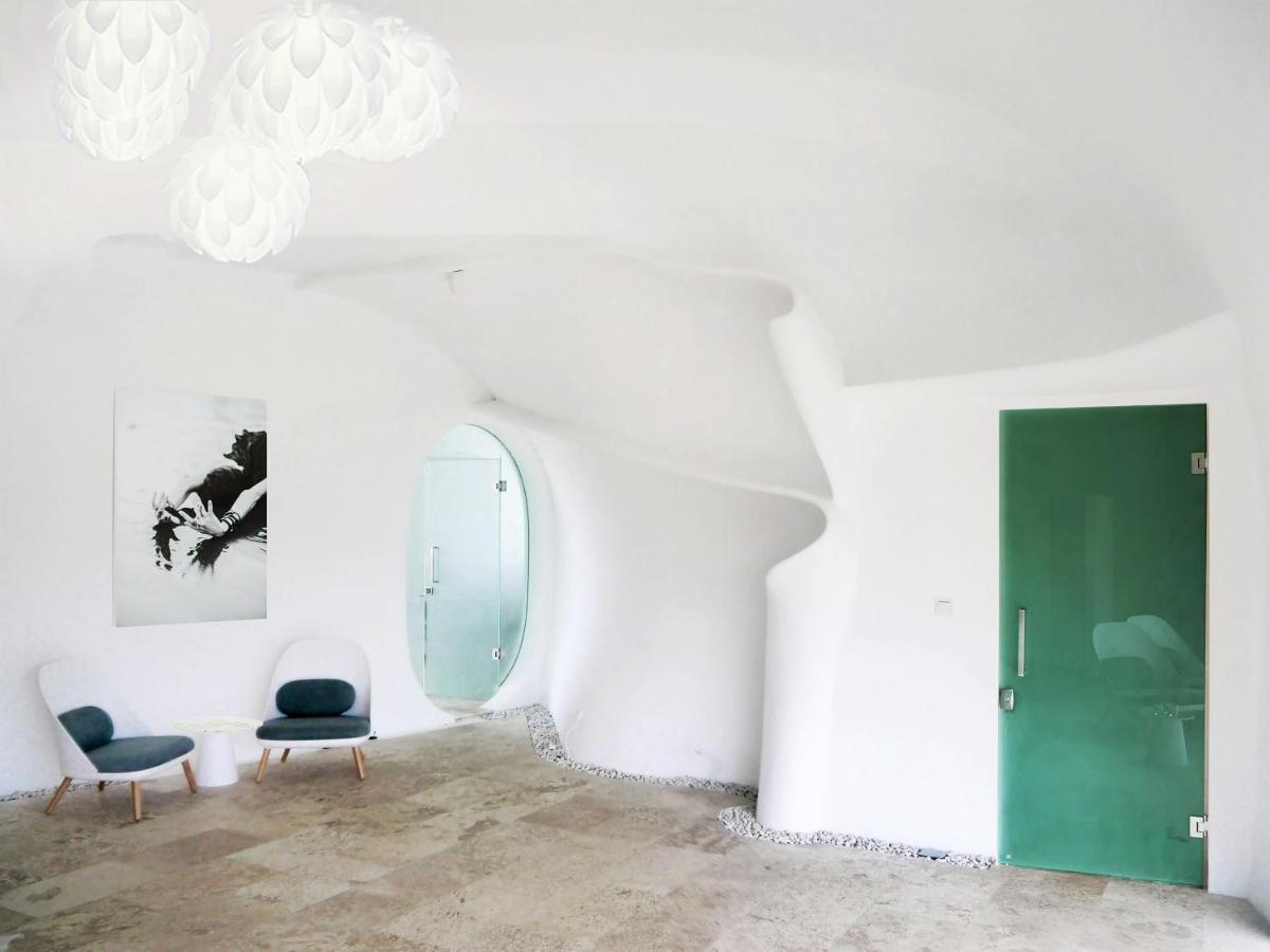 The Cloud Beachfront Villa Tabanan ภายนอก รูปภาพ